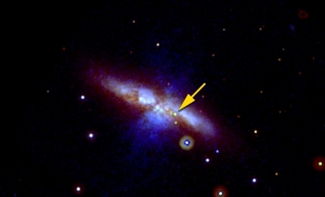 This image of M82 shows arrows pointing to supernova SN2014J